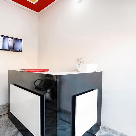 Hotel O Dollar ファリーダーバード エクステリア 写真