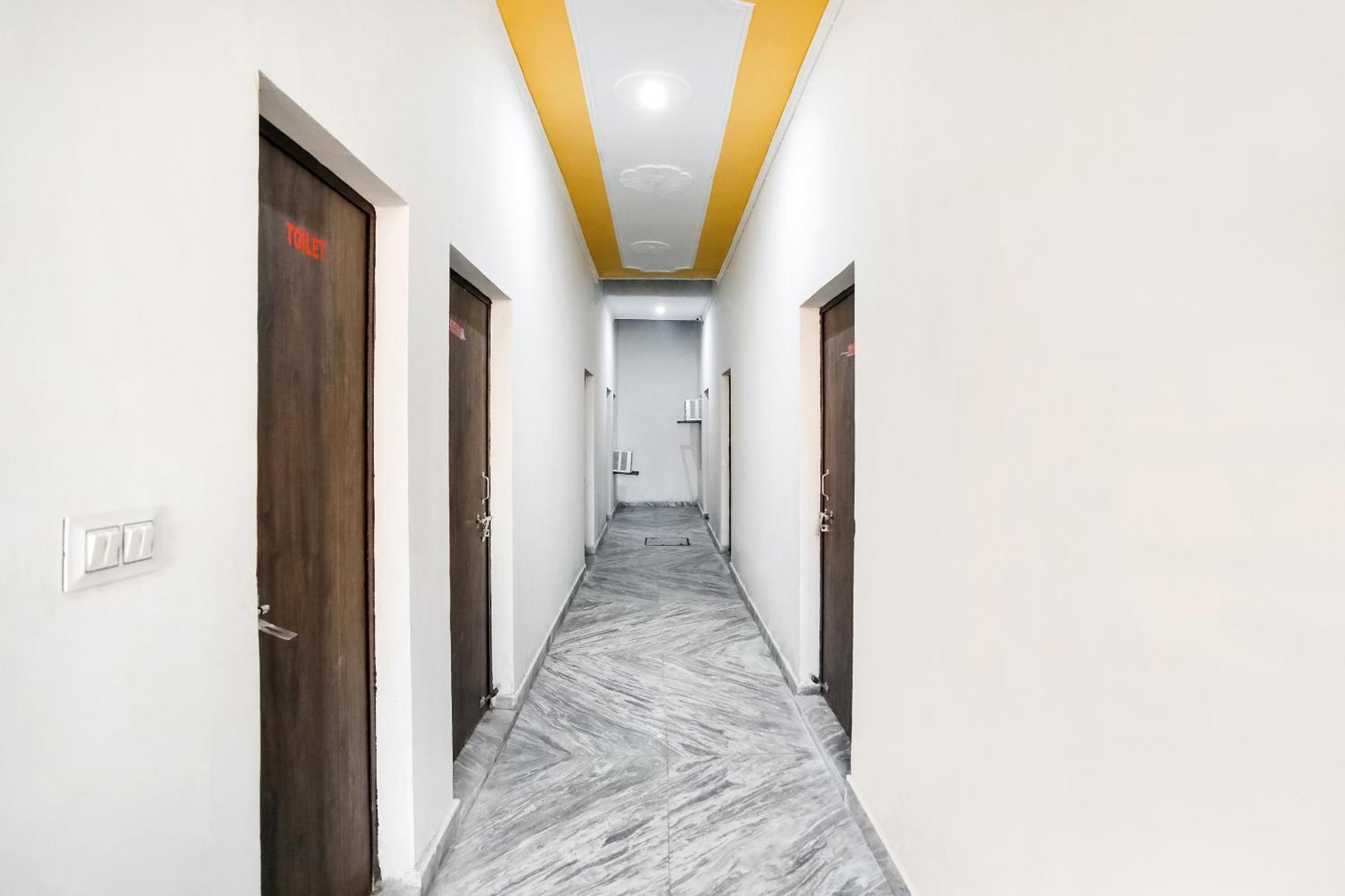 Hotel O Dollar ファリーダーバード エクステリア 写真